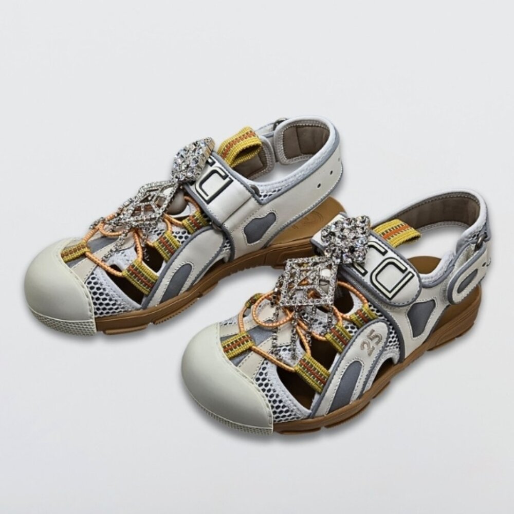 Gucci Tinsel Sport Sandals Mesh Fabric GG Crystal Chain White/Silver W 35.5 NIB